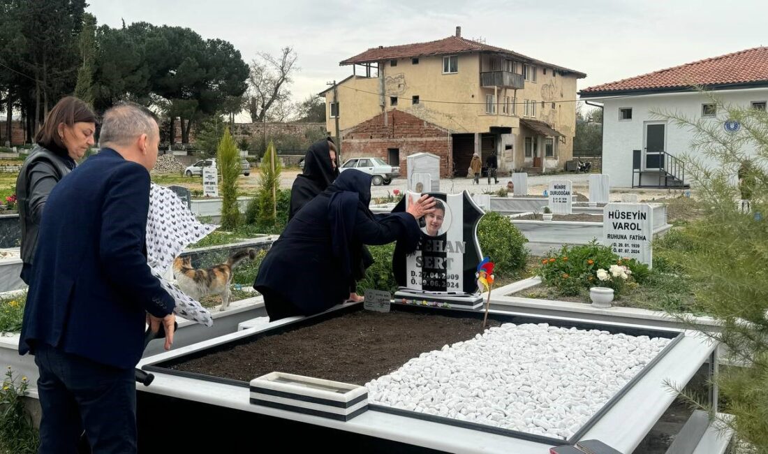 Bursa'nın Mudanya ilçesinde 14 yaşındaki oğlu Egehan Sert'i kalp krizinden