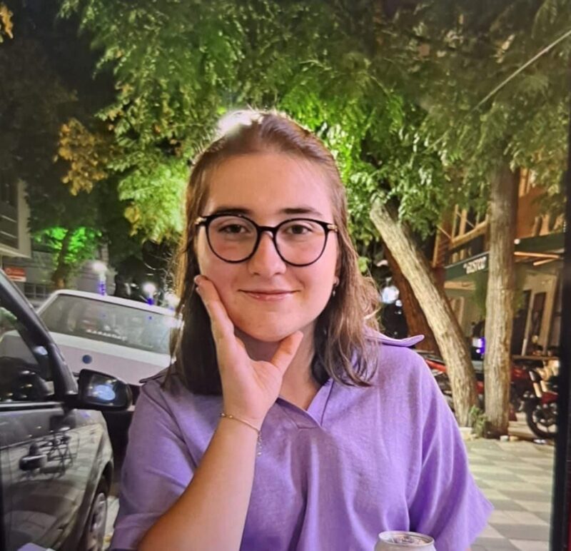 Çanakkale'nin Ayvacık ilçesinde, Ayvacık Fen Lisesi 10. sınıf öğrencisi 16