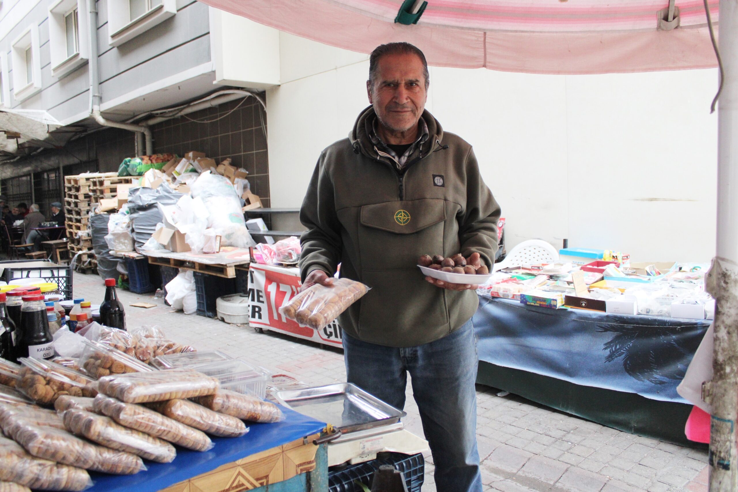  Aydın'ın Efeler ilçesi Doğu Gazi Bulvarı üzerinde 69 yaşındaki Müslüm