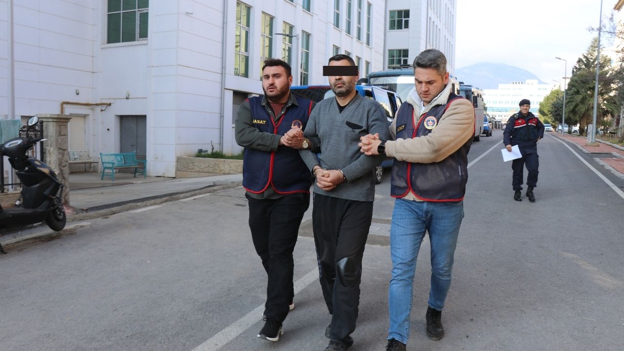 Denizli'de Sahte MİT Görevlisi Dolandırıcılığına JASAT Operasyonu