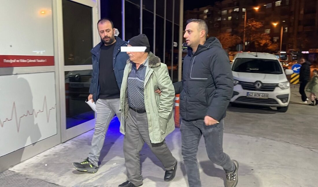 Konya'da 77 yaşındaki adam, evde kendine ait tabancayı temizlediği sırada