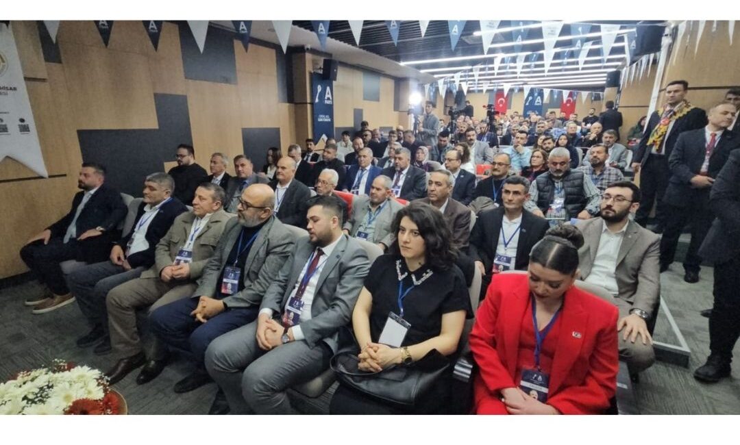 Anahtar Parti Afyonkarahisar İl Kongresi Gerçekleşti: Mücahit Demiray Yeniden Başkan