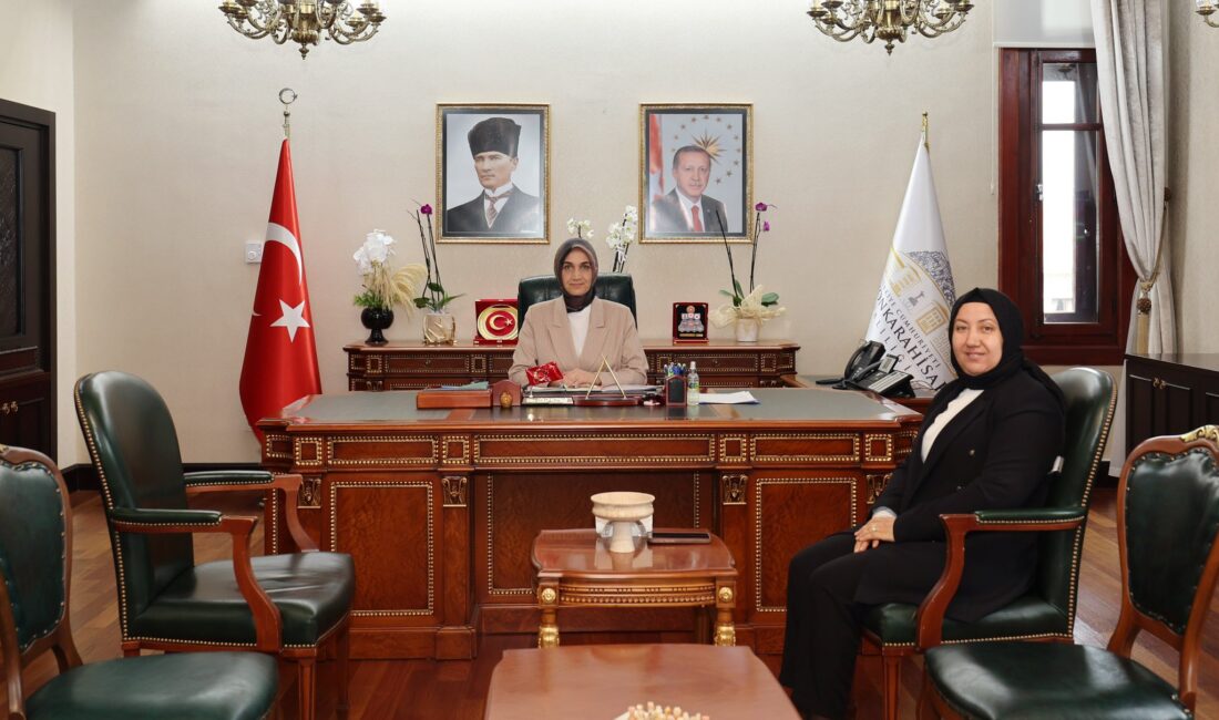 Afyonkarahisar Valisi Doç. Dr. Kübra Güran Yiğitbaşı, İscehisar Belediye Başkanı