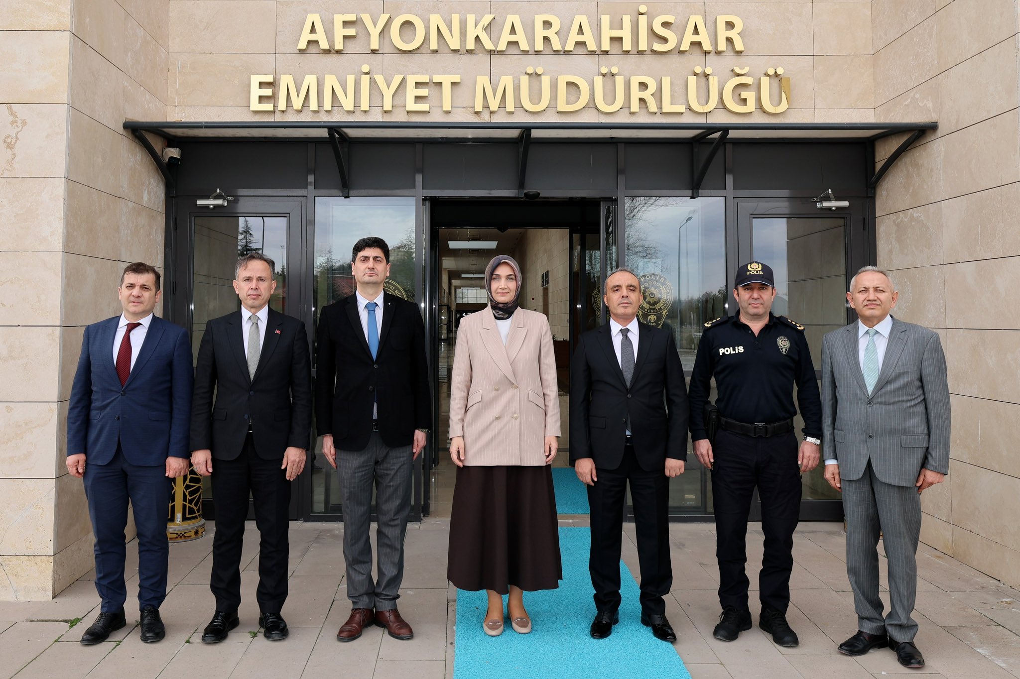 Afyonkarahisar Valisi Doç. Dr. Kübra Güran Yiğitbaşı, ilimize yeni atanan