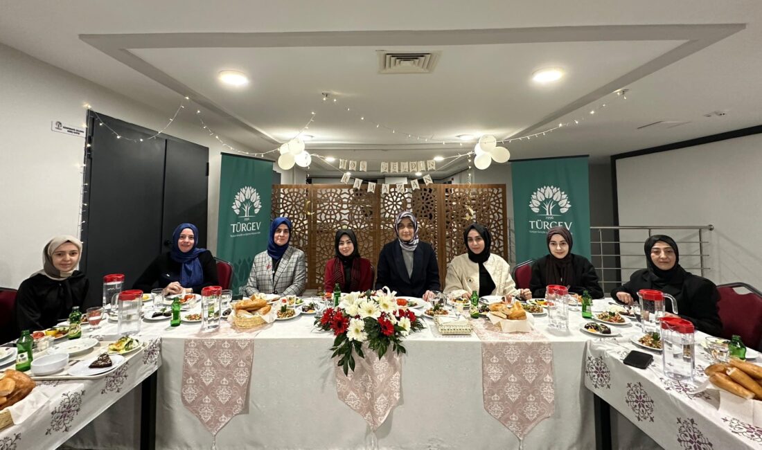 Afyonkarahisar Valisi Doç. Dr. Kübra Güran Yiğitbaşı, Ankara’da TÜRGEV Hümeyra