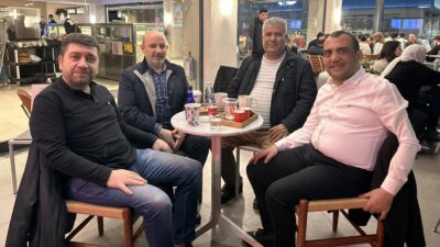 CHP Genel Başkanı Özgür Özel bir boykot listesi açıkladı. Listede