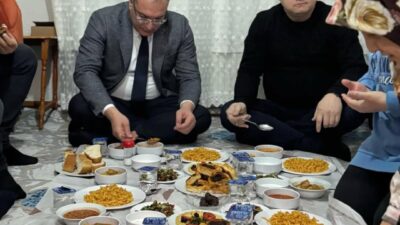 Bolvadin Kaymakamı Ali Arıkan ve Belediye Başkanı Derviş Aynacı, ilçede