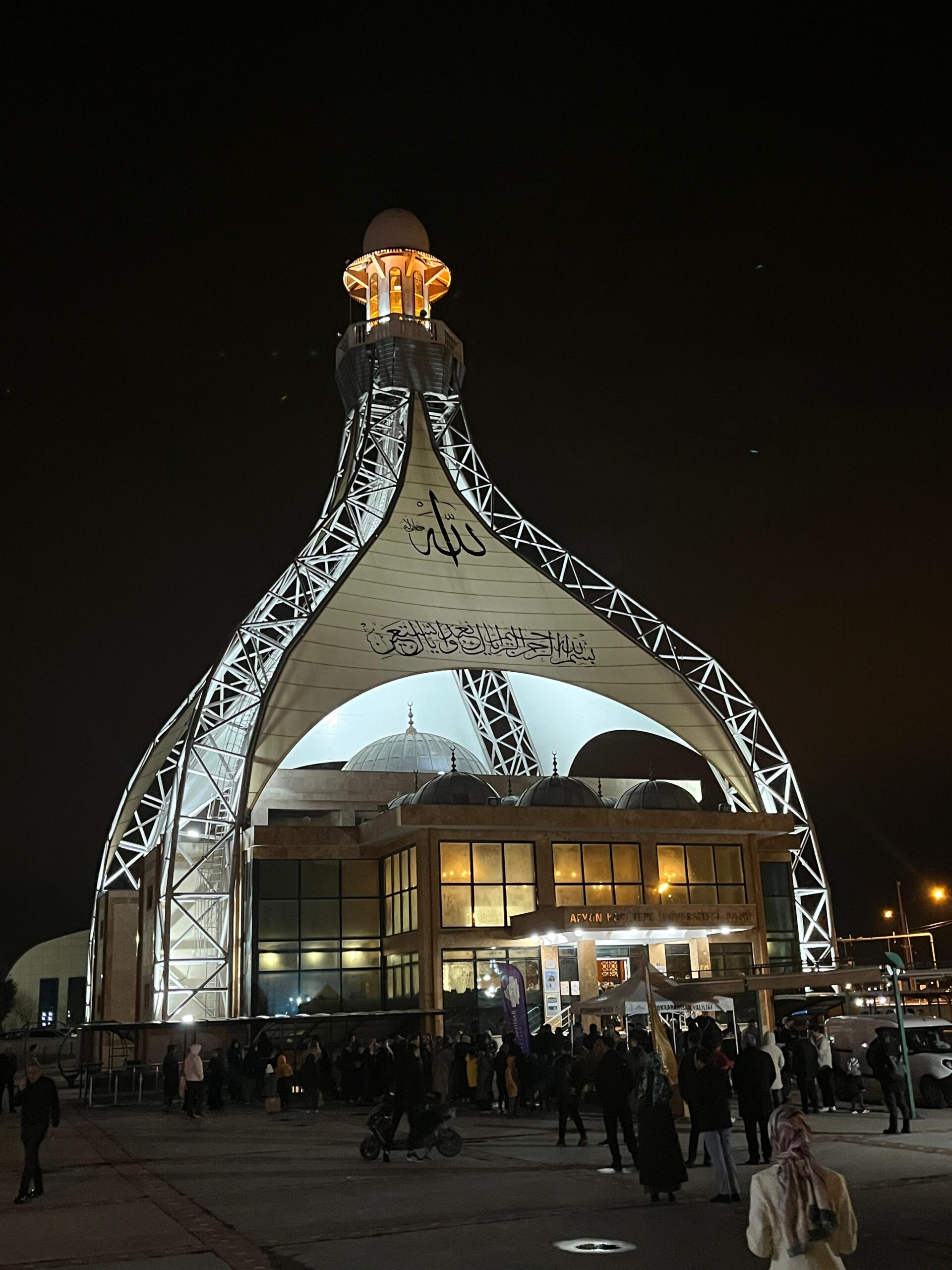 "Vali Kübra Güran Yiğitbaşı, Öğrencilerle Ramazan'ın Manevi Atmosferini Paylaştı"