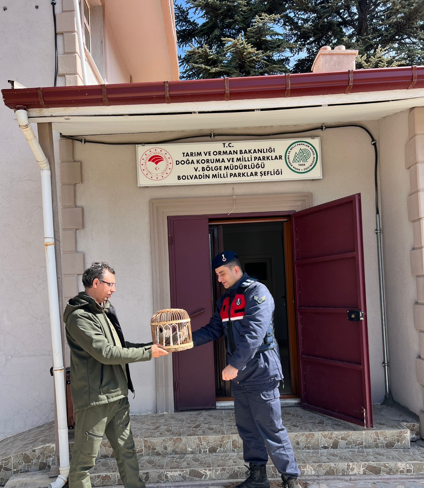Afyonkarahisar İl Jandarma Komutanlığı, Bolvadin İlçesi Derekarabağ Köy yolunda gerçekleştirdiği