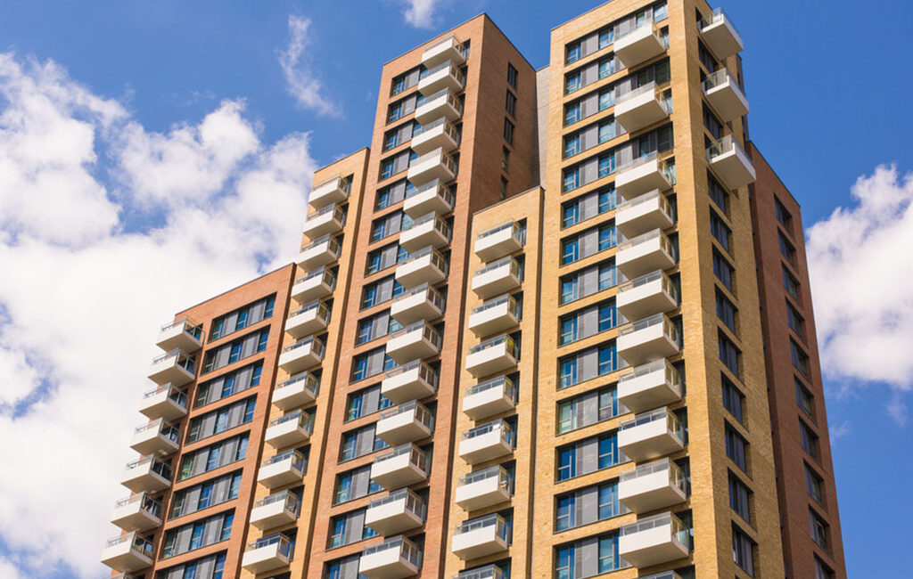 Balkondan düşen Çocuk 8 gün yaşayabildi! Keşan'da Balkonundan Düşen Çocuk 8 Günlük Yaşam Mücadelesini Kaybetti