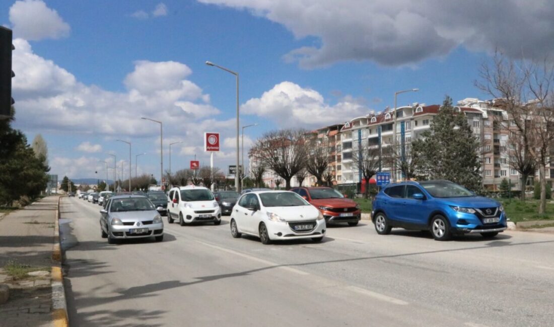 AFYONKARAHİSAR (AA) – Afyonkarahisar'ın Sandıklı ilçesi Antalya kara yolunda 9