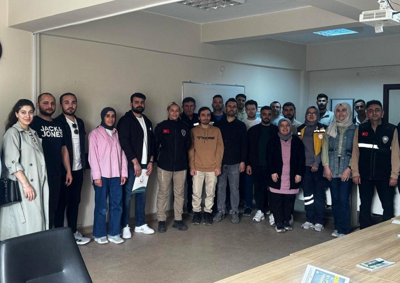 AFYONKARAHİSAR (AA) – Afyonkarahisar'ın Sinanpaşa ilçesindeki belde ve köylerindeki 37