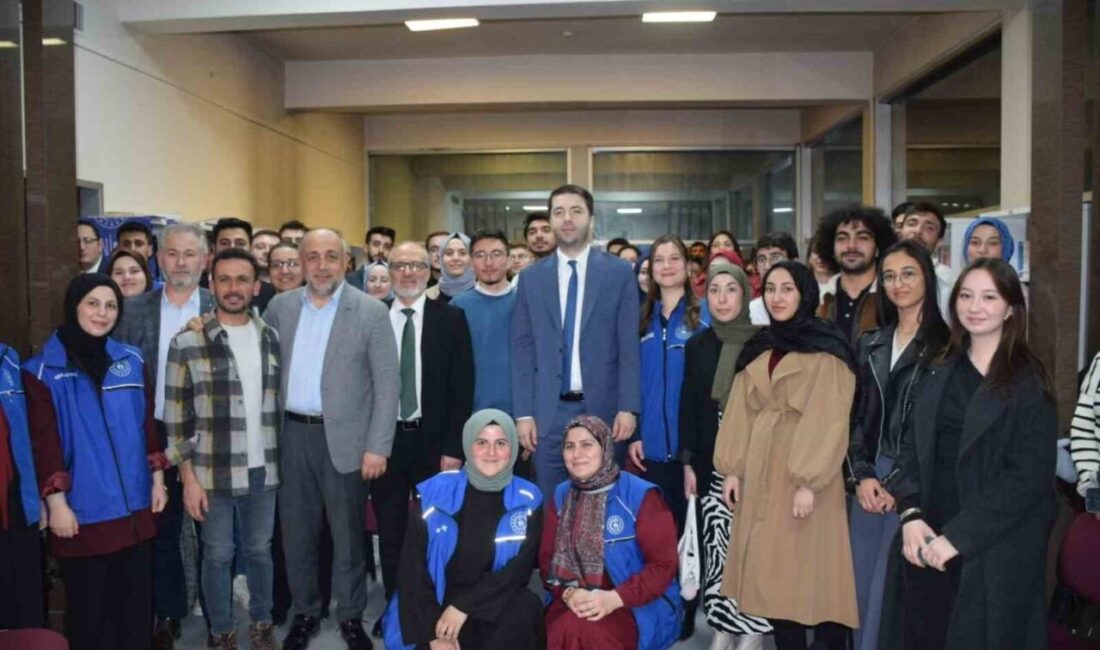 Afyonkarahisar’da Gençlik Hizmetleri Genel Müdürü Dr. Enes Efendioğlu, Gençlik Hizmetleri