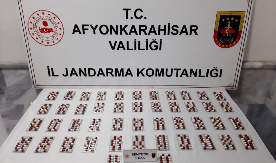 AFYONKARAHİSAR (AA) – Afyonkarahisar'da aracında uyuşturucu ele geçirilen sürücü gözaltına