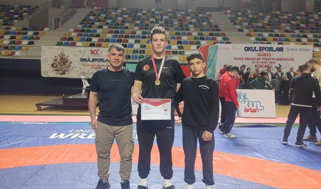 100 kg kategorisinde Afyonkarahisarlı sporcu altın madalya kazandı Yıldız Erkekler Serbest Güreş Türkiye Şampiyonası’nda 100 kg kategorisinde Afyonkarahisarlı