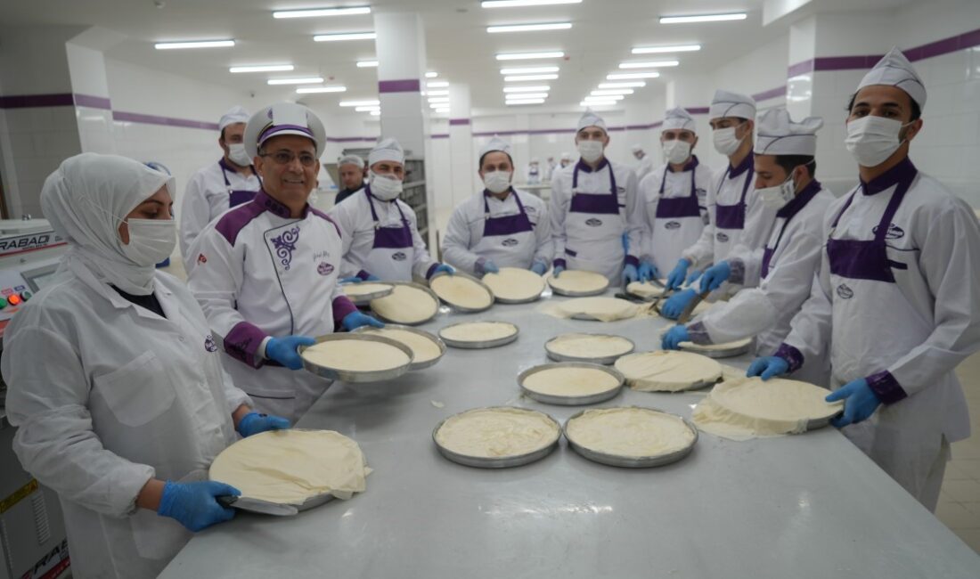 Ramazan Bayramı’na sayılı günler kala, baklavacıları da tatlı bir telaş
