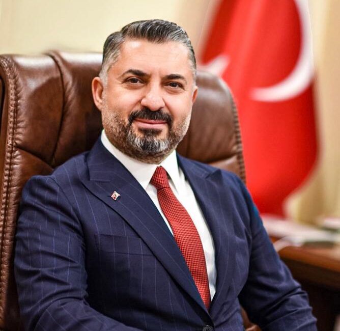Radyo ve Televizyon Üst Kurulu (RTÜK) Başkanı Ebubekir Şahin yayıncı kuruluşları, İmamoğlu soruşturması