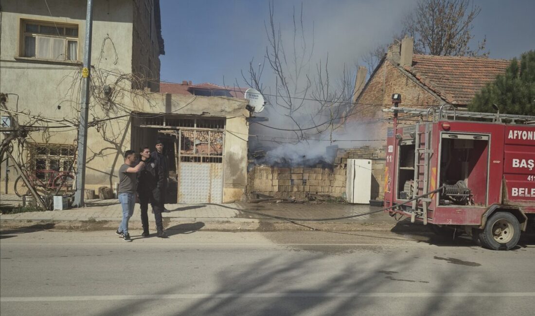 AFYONKARAHİSAR (AA) – Afyonkarahisar'ın Başmakçı ilçesinde odunlukta çıkan yangın söndürüldü.