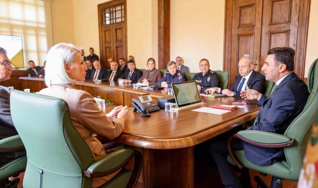 Bilecik Valisi Şefik Aygöl’ün başkanlığında gerçekleştirilen ‘İl Hayvanları Koruma Kurulu’