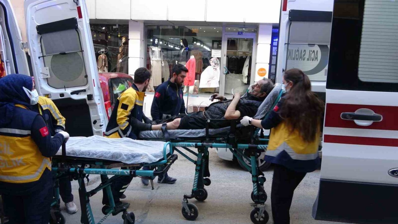 Bilecik’te 2 katlı bir evde çıkan yangında evde tek başına