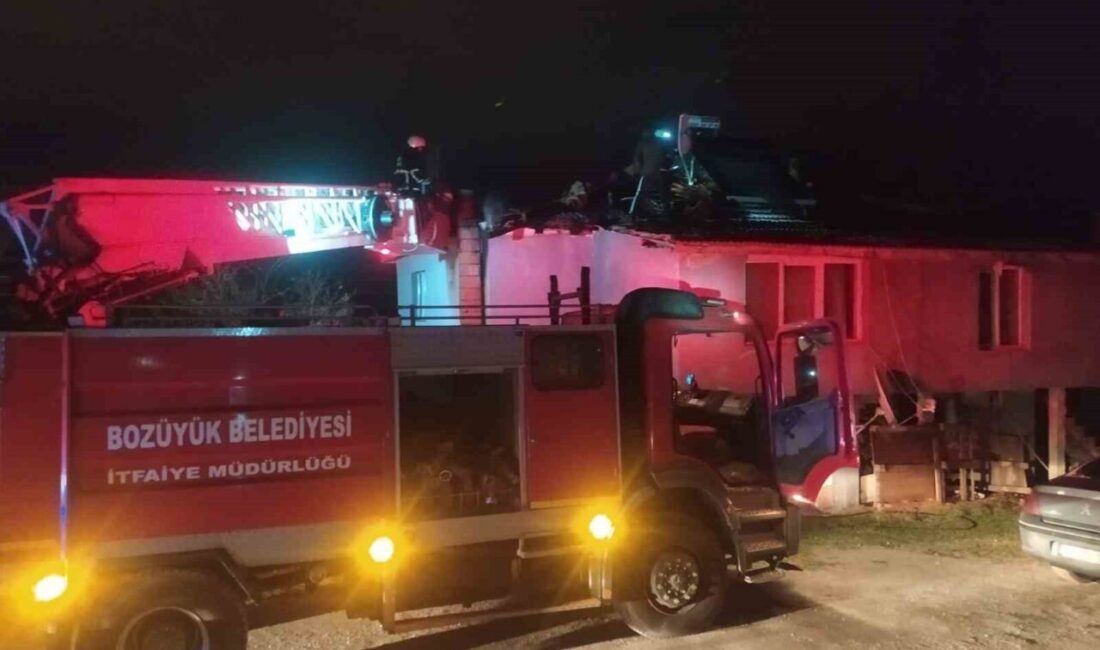 Bozüyük’te çatı yangını Bozüyük’te İçköy Mahallesi’nde çıkan çatı yangını söndürüldü.