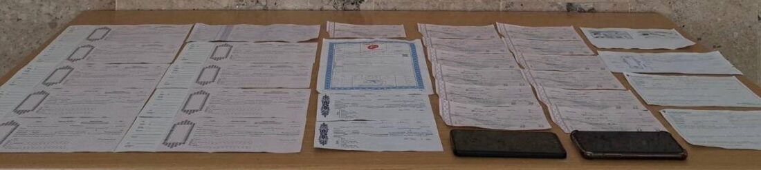 Denizli’de tefecilere yönelik düzenlenen operasyonda 2 şüpheli gözaltına alındı. Valilikten