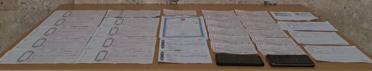 Denizli’de tefecilere yönelik düzenlenen operasyonda 2 şüpheli gözaltına alındı. Valilikten