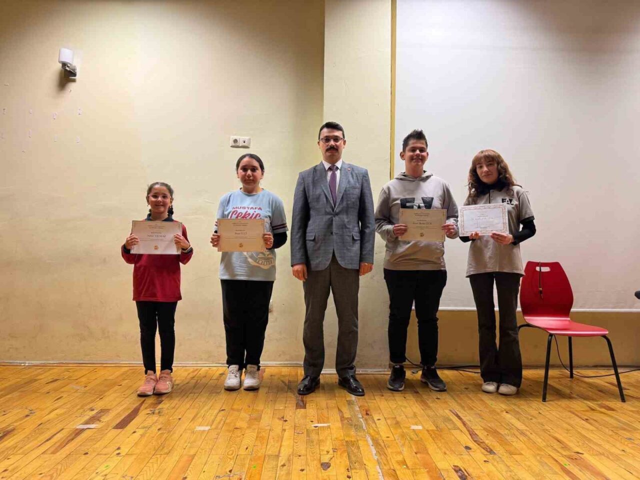 Afyonkarahisar Emirdağ ilçesinde, Diyanet İşleri Başkanlığı tarafından lise öğrencilerin yönelik