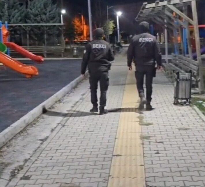 Afyonkarahisar’ın Emirdağ ilçesinde çarşı ve mahalle bekçilerimiz Ramazan ayı boyunca