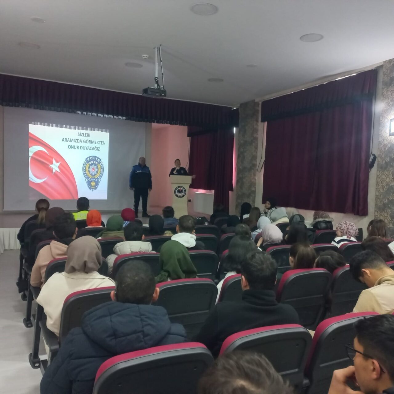 Afyonkarahisar İl Emniyet Müdürlüğü, kentte huzur ve güven ortamının sağlanmasına