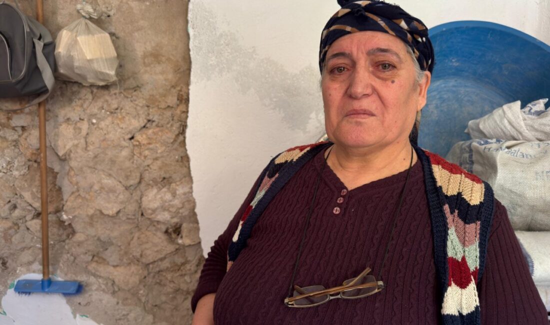 İzmir Büyükşehir Belediyesi tarafından yaptırılan Buca Onat Tüneli inşaatı nedeniyle