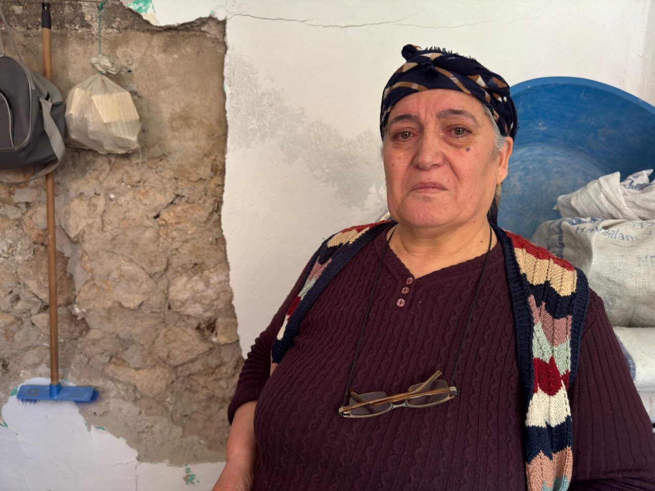 İzmir Büyükşehir Belediyesi tarafından yaptırılan Buca Onat Tüneli inşaatı nedeniyle