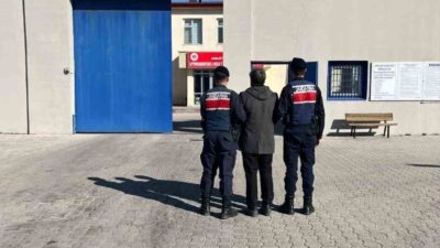 Afyonkarahisar’da 9 yıl 27 ay hapis cezası ile aranan bir