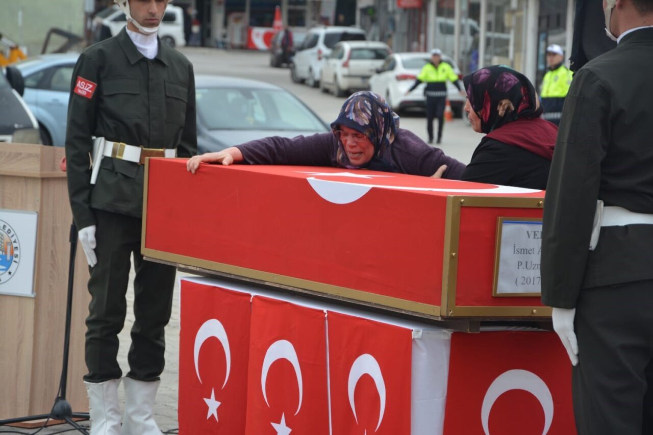 Suriye’nin Afrin bölgesinde görev yaparken kalp krizi geçirerek hayatını kaybeden