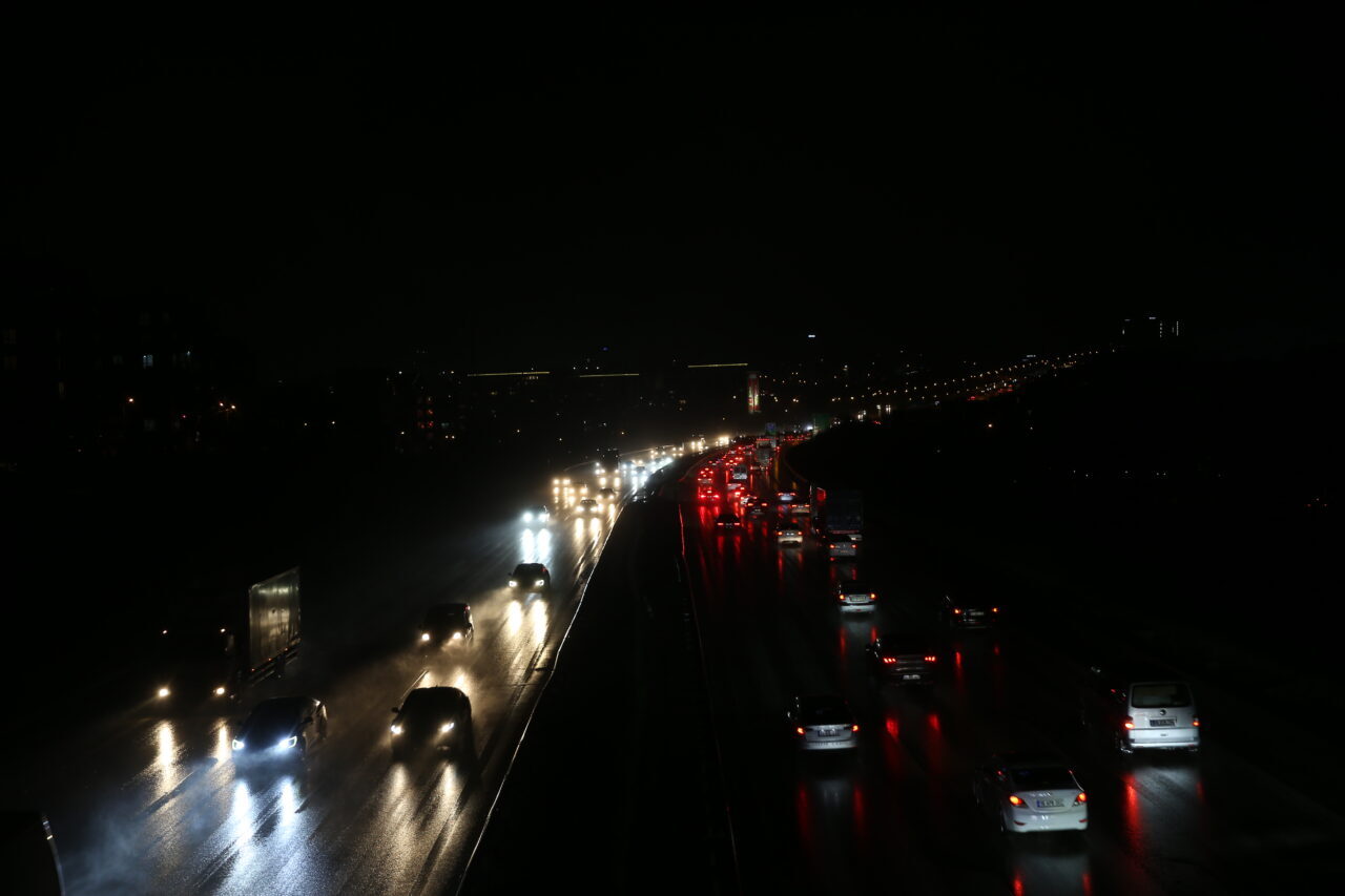 Ramazan Bayramı tatili dolayısıyla İstanbul-İzmir Otoyolu’nda akıcı yoğunluk yaşanıyor. Otoyollarda
