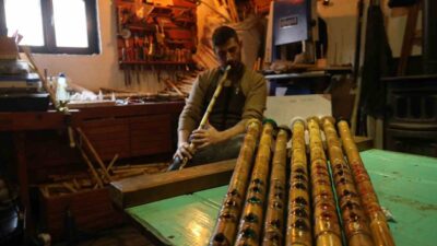 Eskişehir’de yaşayan 36 yaşındaki neyzen Yavuz Kenarda’nın yapıp, kaplumbağa karetta