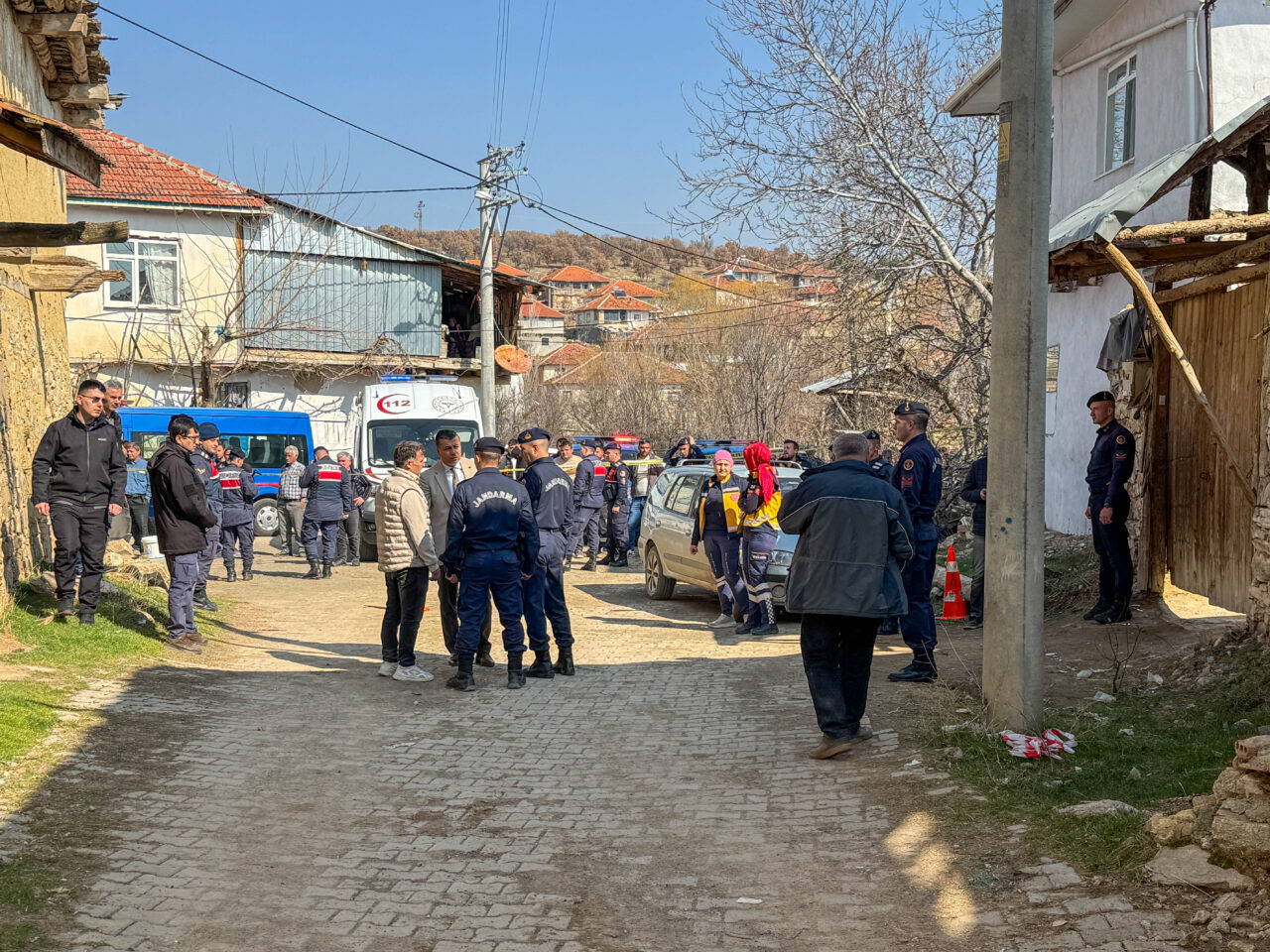 Uşak'ın Banaz ilçesinde 89 yaşındaki kişi 2 komşusunu av tüfeğiyle