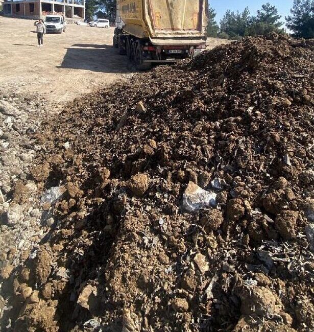Çevre, Şehircilik ve İklim Değişikliği Bakanlığınca, İzmir'de mevzuata aykırı hafriyat