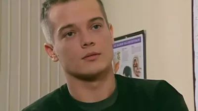 Türk televizyonunun unutulmaz isimlerinden Arda Kural, bir dönemin popüler dizilerinin