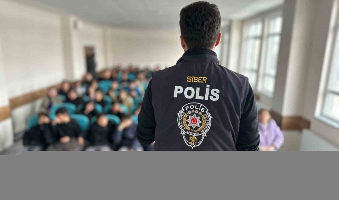 Afyonkarahisar İl Emniyet Müdürlüğü tarafından güvenli internet ortamı çerçevesinde okul