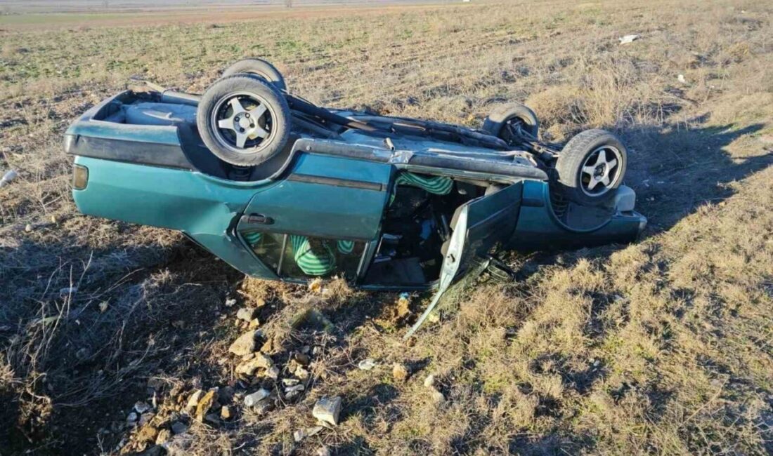 Afyonkarahisar’da kontrolden çıkarak takla atan otomobilde şans eseri ölen ya