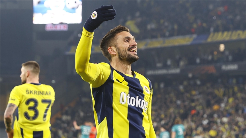 Fenerbahçe Futbol Takımı'nın Sırp yıldızı Dusan Tadic, Sipay Bodrum FK