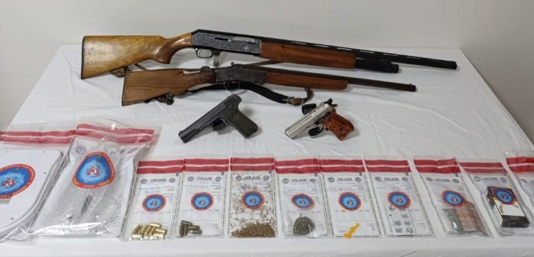 Denizli'de uyuşturucu operasyonunda 22 şüpheli gözaltına alındı.