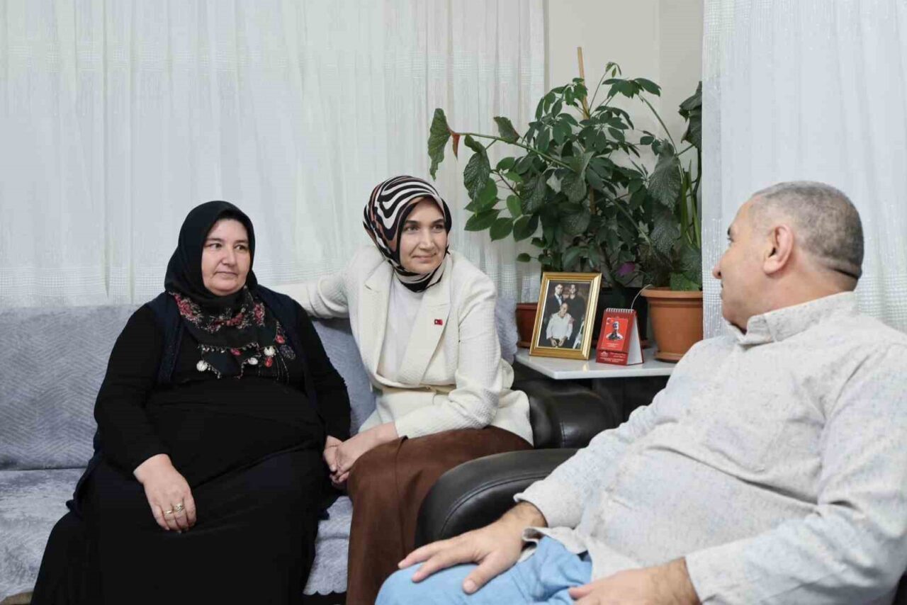 Afyonkarahisar Valisi Kübra Güran Yiğitbaşı, 23 Kasım 2019’da Suriye’de görev