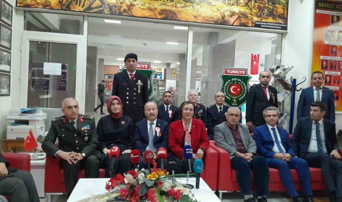 Afyonkarahisar Valisi Doç. Dr. Kübra Güran Yiğitbaşı, 18 Mart Çanakkale
