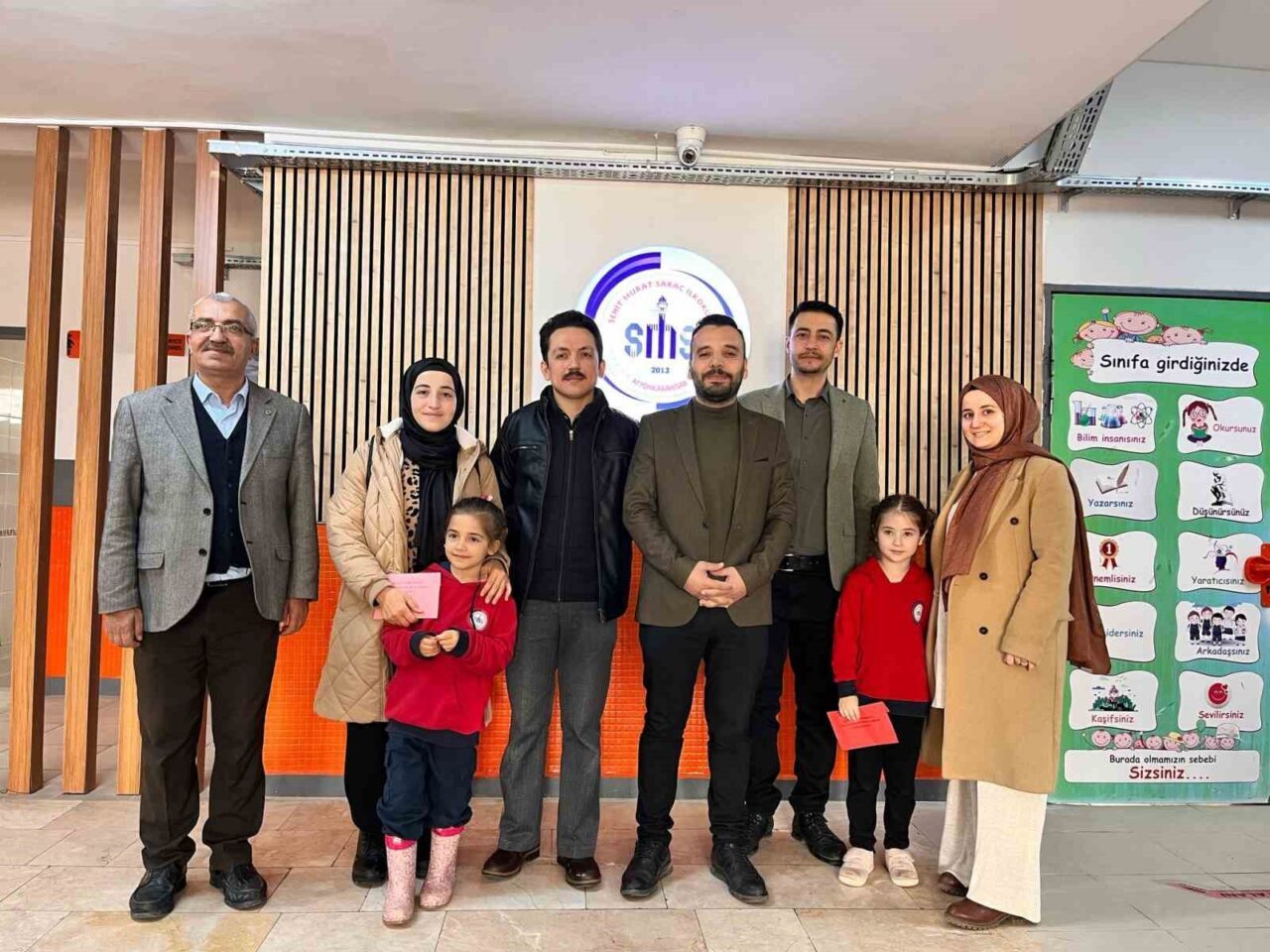 Afyonkarahisar Şehit Murat Saraç İlkokulu’nda velilere yönelik gerçekleştirilen ‘Kitap Okuma
