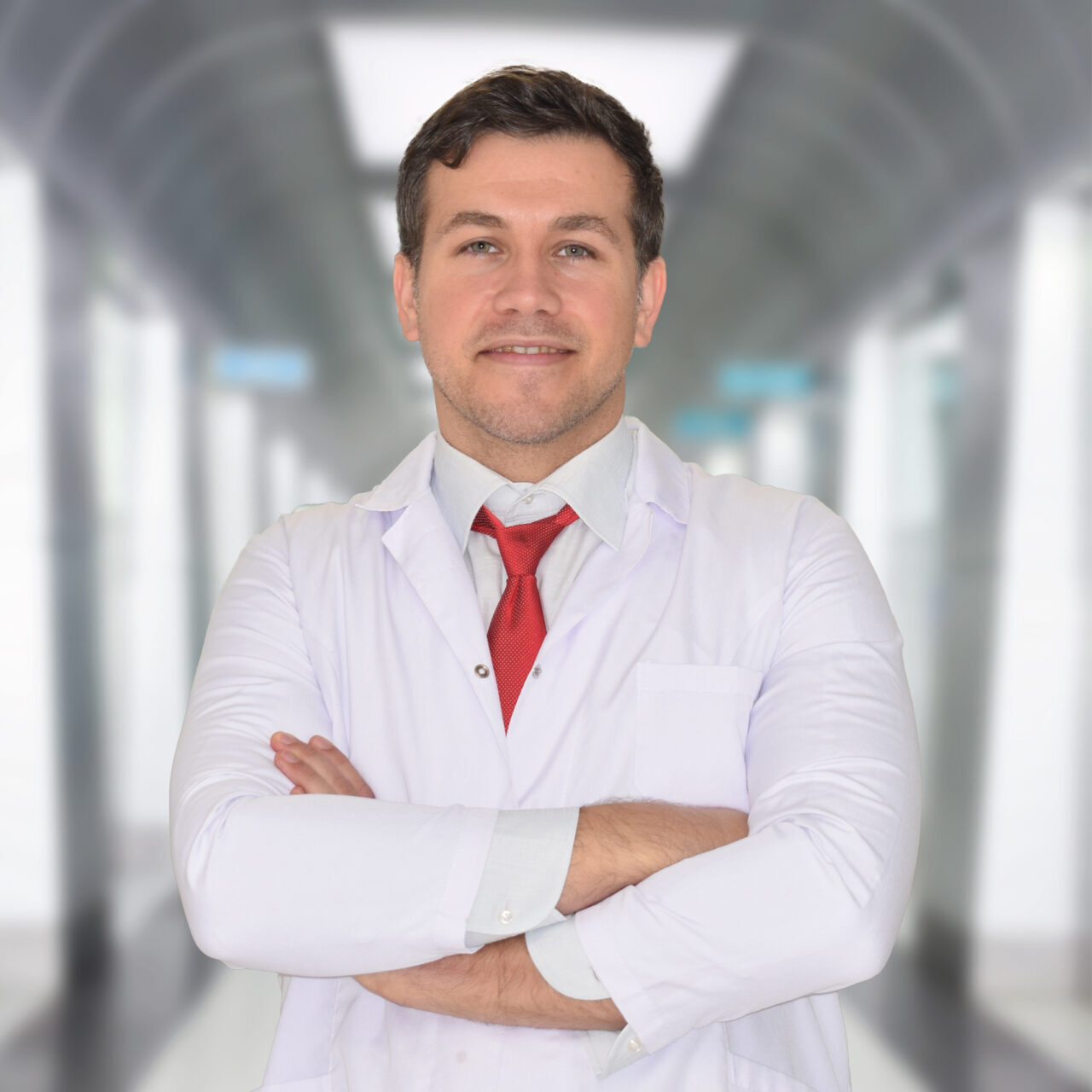 Biruni Üniversitesi Diş Hekimliği Fakültesi Hastanesinden Doç. Dr. Nurettin Diker,