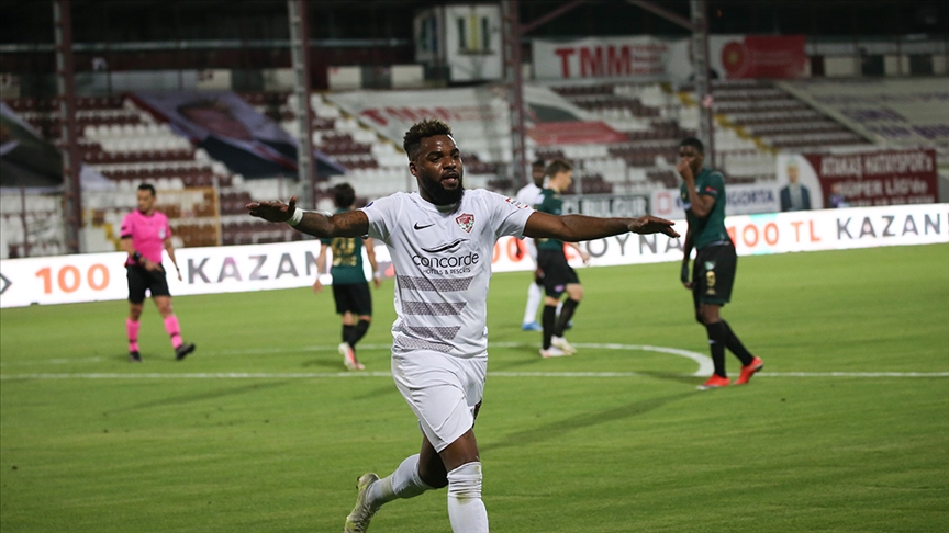 Bir dönem Hatayspor'da da forma giyen ve Süper Lig'de gol