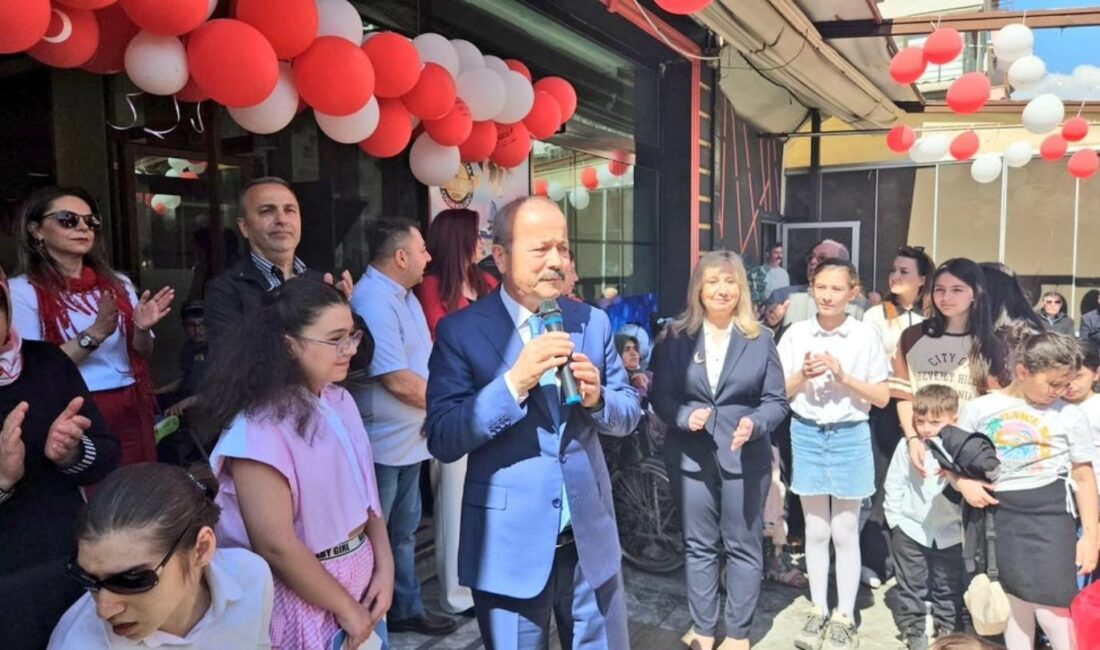 Milliyetçi Hareket Partisi Afyonkarahisar Teşkilatı’nda 23 Nisan coşkusu yaşandı. MHP