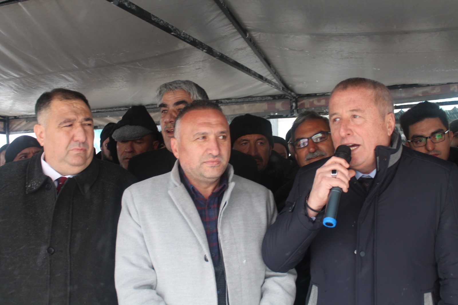 Araç filosunu genişletmeye devam eden Çay Belediyesi yeni alınan iş